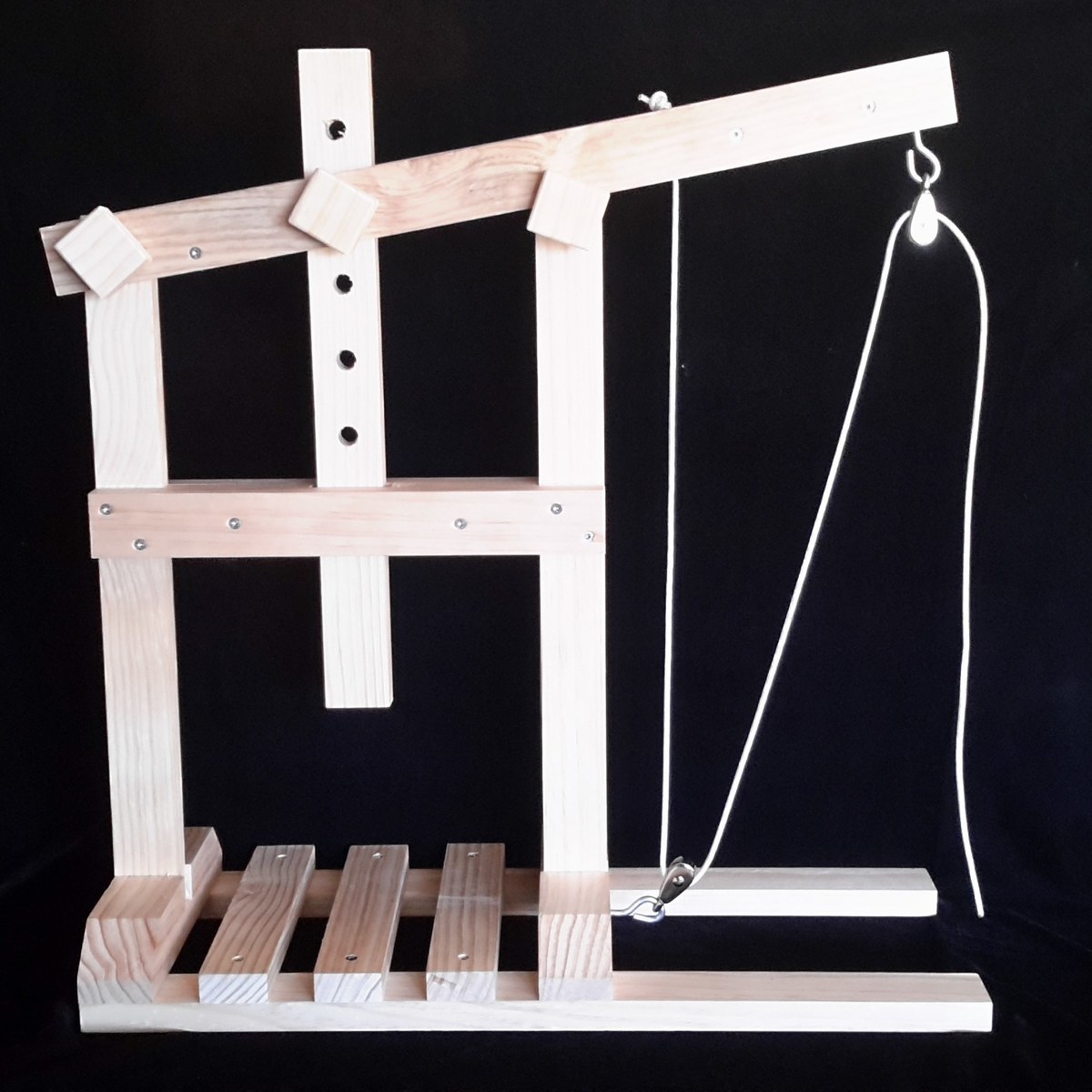 Dutch Style Cheese Press